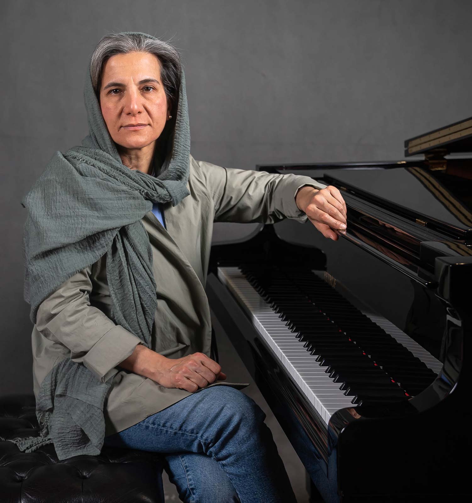 آموزشگاه موسیقی پارس - لیلا قدیم زاده