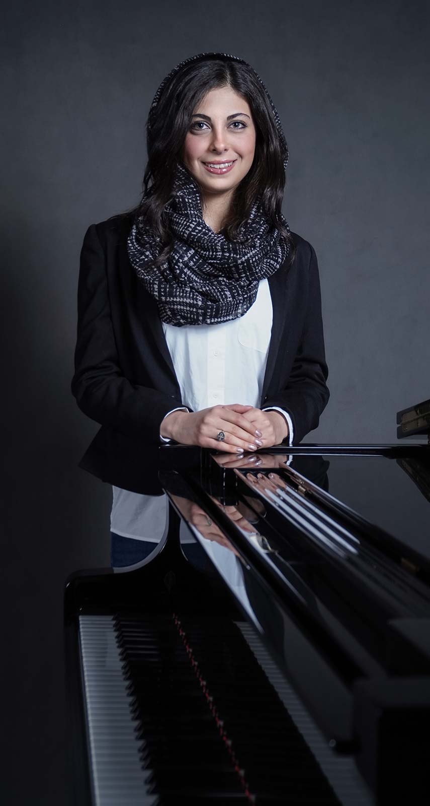 آموزشگاه موسیقی پارس - نازگل قهرمانی