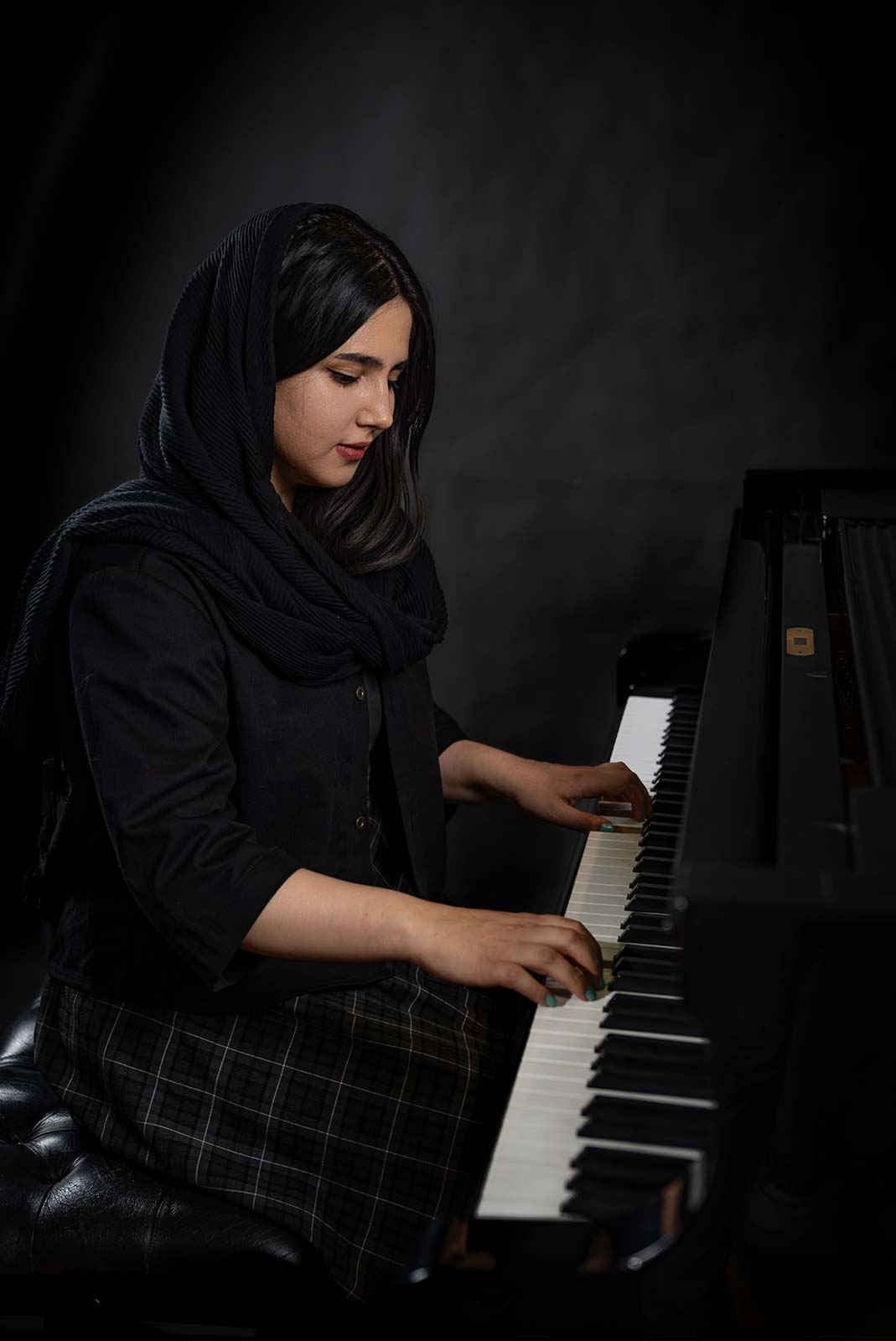 آموزشگاه موسیقی پارس - عسل گل&zwnj;محمدی