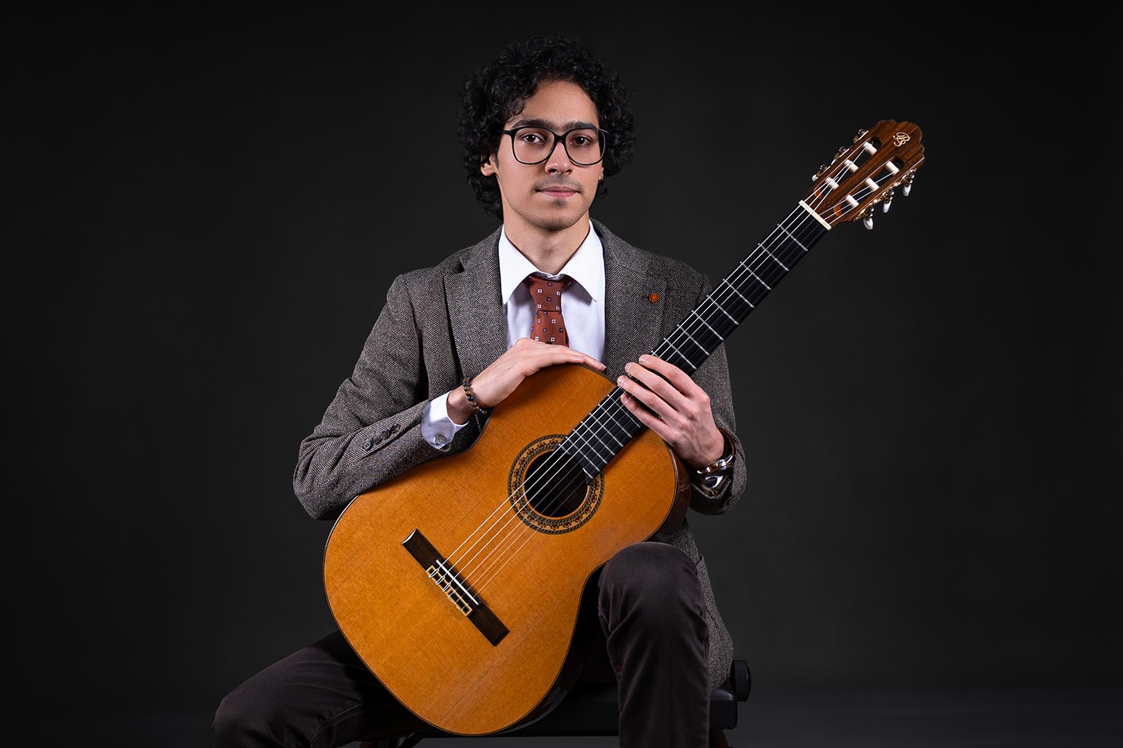 آموزشگاه موسیقی پارس - پارسا پیروزی