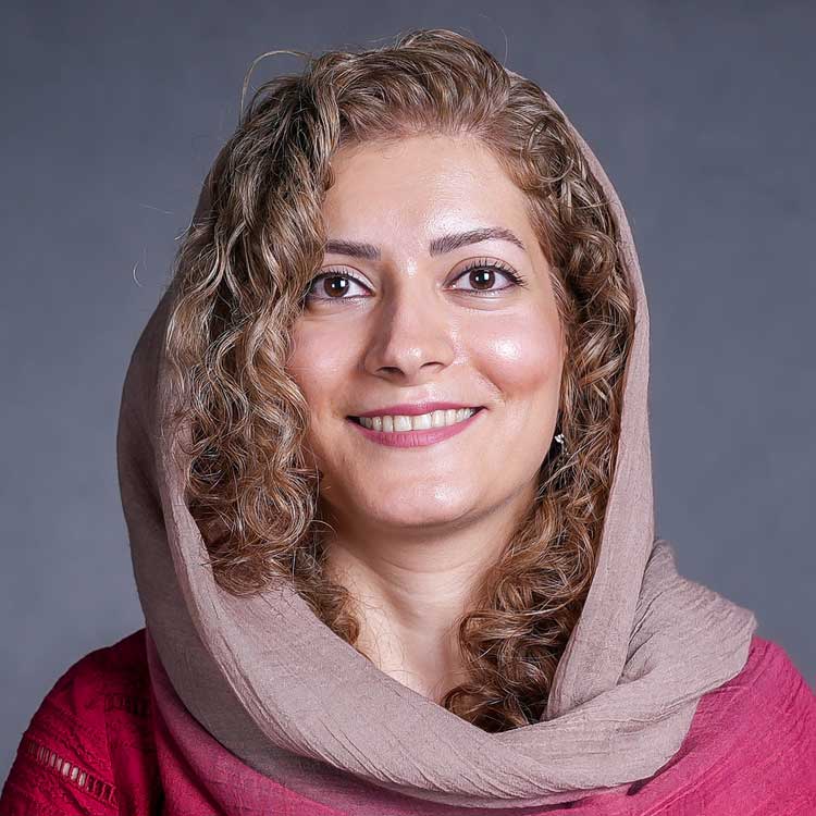 تینا معیریان