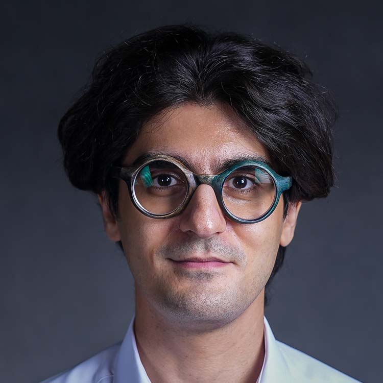 آرمان فهیمی