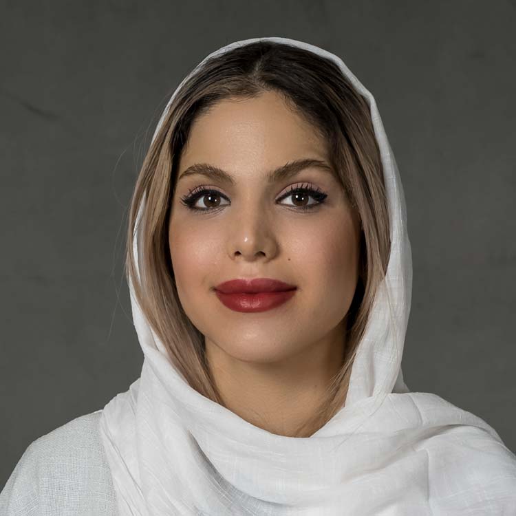 هلیا محمدولی